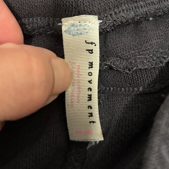 Free People MOVEMENT Back Into It Jogger Black Womens Size Medium - Picture 5 of 7